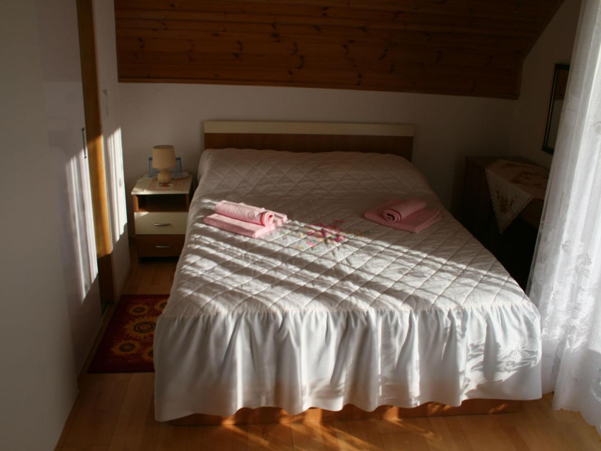 Adriana Guesthouse Jezerce Værelse billede